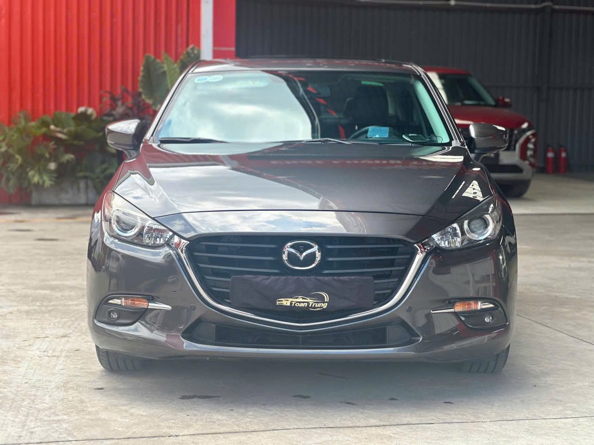 Mazda 3 1.5 AT 2019