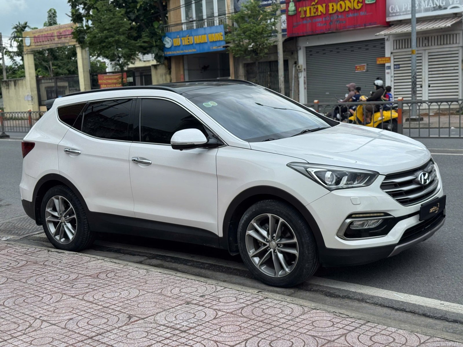 Hyundai Santafe Dầu 4x4 2016 2