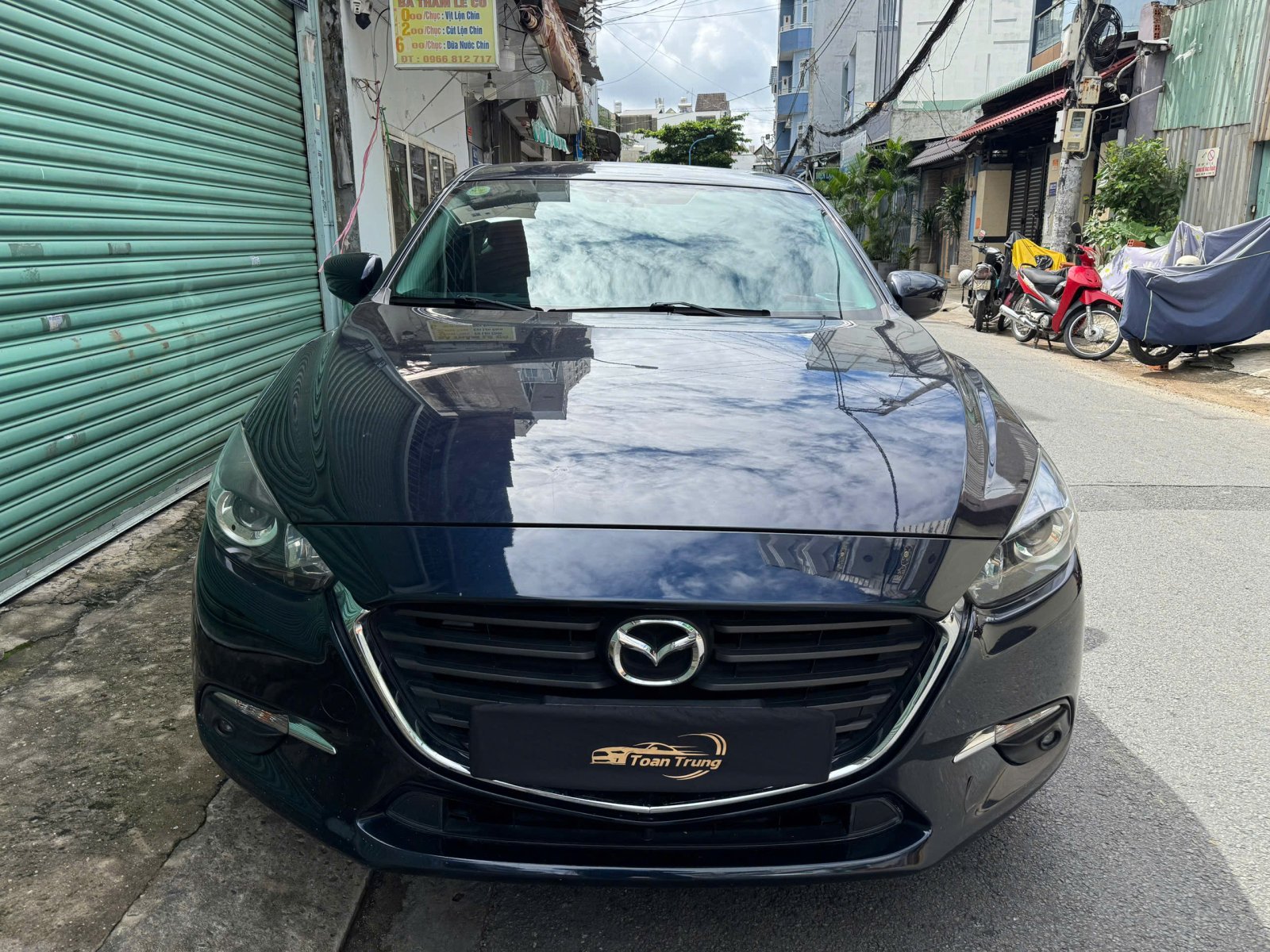 Mazda 3 1.5 AT 2017 1