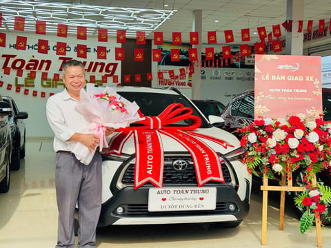Khách hàng Chú Trần Đạt