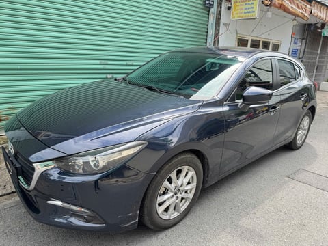 Mazda 3 1.5 AT 2017 2