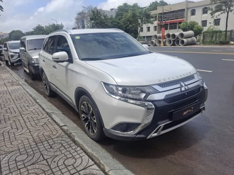 Mitsubishi Outlander CVT 2021 2