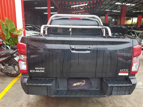Isuzu Dmax MT 4x4 2025 2