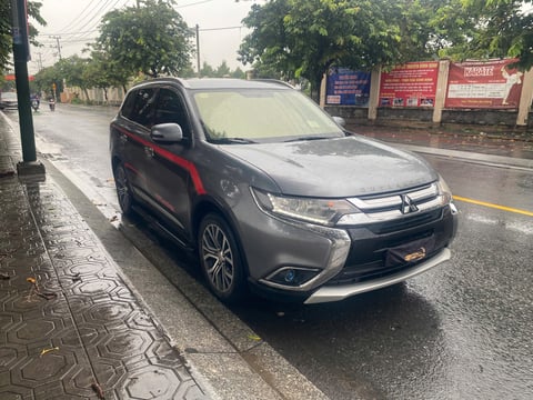 Mitsubishi Outlander CVT 2019 4